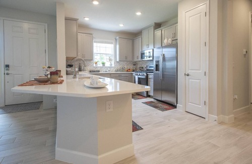 Braden River Villa | Gorgeous 2 bedrooms/02 Bath + Den Villa at Esplanade at Azario Lakewood Ranch
