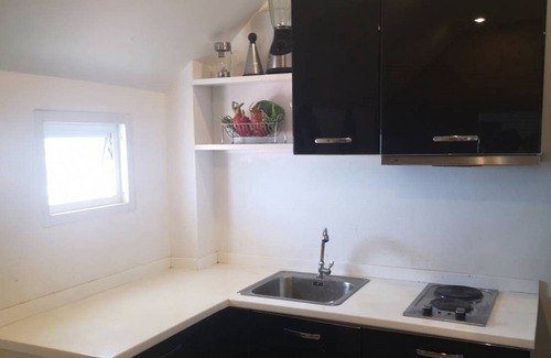 Phuket Apartment | Gorgeous 2 bedrooms 50 sqm in the heart of Phuket