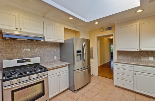 North Los Altos House | Gorgeous 2350 sq ft Ranch Home on a 14000 sq ft park-like Lot! Prime Location!