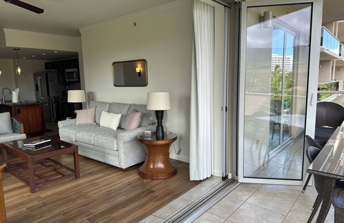 Honokowai Condo | 🏖❤️Gorgeous🌴 2BD/2BA LUXURY CONDO, 180 REVIEWS, Updated & Painted🏝❤️