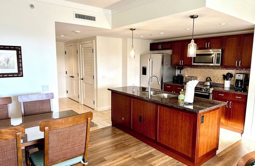 Honokowai Condo | 🏖❤️Gorgeous🌴 2BD/2BA LUXURY CONDO, 180 REVIEWS, Updated & Painted🏝❤️
