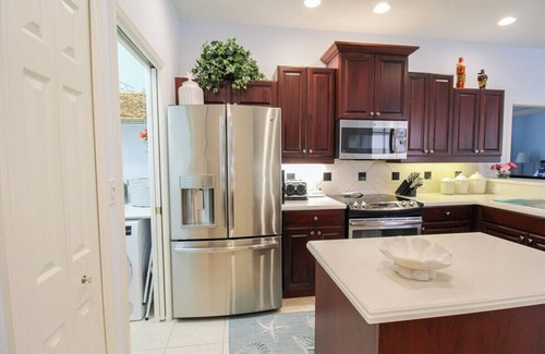 Braden River House | Gorgeous 3/3 private lakefront pool home - Irynas Dream