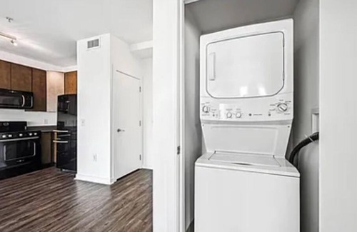 Logan Circle Apartment | Gorgeous 3-bedroom apartment in Washington for a relaxing getaway