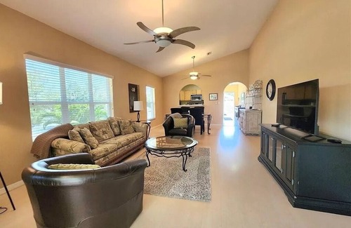 Westminister Condo | Gorgeous, 3 bedroom end-unit condo on golf course!