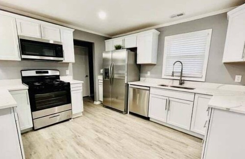 Park Forest House | Gorgeous 3 Bedroom Home