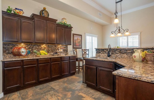 Biggs Field House | Gorgeous 4 bedroom home with luxury amenities