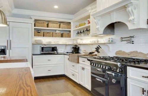 Greenport House | Gorgeous 5 bdrm home with beautiful bay views in the heart of Greenport Village