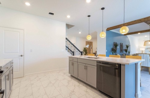 Melbourne Beach House | Gorgeous 8B 7BA Melbournbeach w Pool Dock Beach
