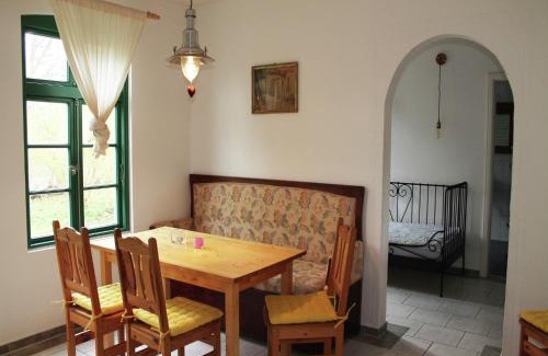 Neuburg Apartment | Gorgeous apartment in Neuburg with terrace