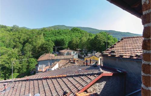 Casoli Apartment | Gorgeous Apartment In Casoli Lu