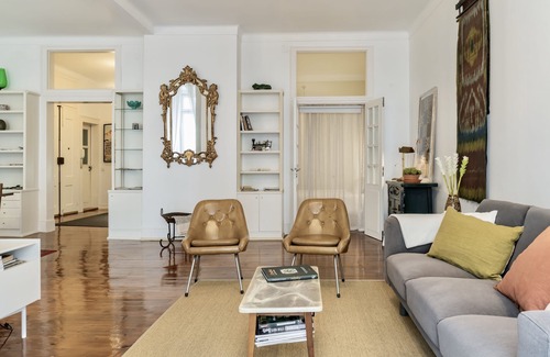Lisbon Old Town Apartment | Gorgeous Apartment in Fabulous Location