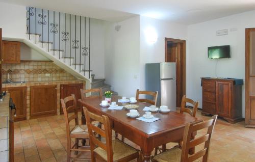 Montone Apartment | Gorgeous Apartment In Montone