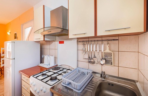 Rtina Apartment | Gorgeous apartment in Rtina with WiFi