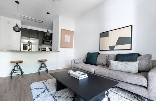 Gateway Apartment | Gorgeous Arboretum 1BR w/Gym, Pool & W/D, nr restaurants, by Blueground