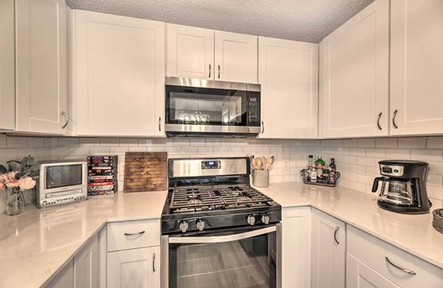 Buckingham Estates House | Gorgeous Austin Getaway w/Fire Pit ~ 8 Mi to Dtwn