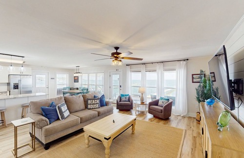 St. George Island House | Gorgeous bayfront home, Private dock, Gas grill, Wifi, Washer and dryer