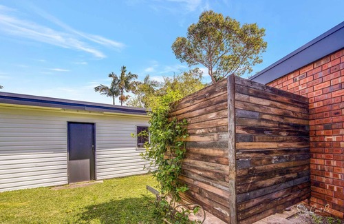 South Durras House | Gorgeous Beach House - Get in for Spring!