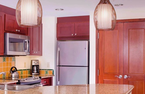Ko Olina Resort | Gorgeous Beachfront KoOlina Club Resort+Amenities, 2-Bedroom Condo Island View