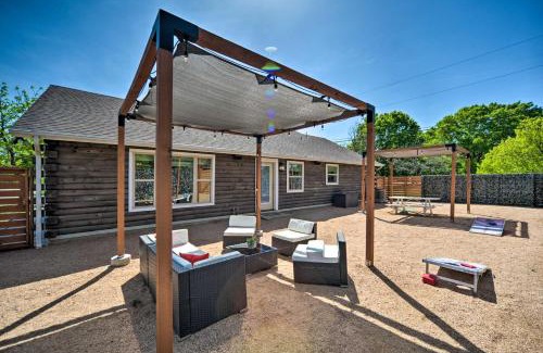 Canyon Lake House | Gorgeous Cabin with Pergolas, Walk to River!