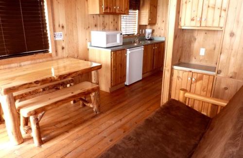 West Yellowstone House | Gorgeous Cabin with Stunning Views in West Yellowstone, Montana