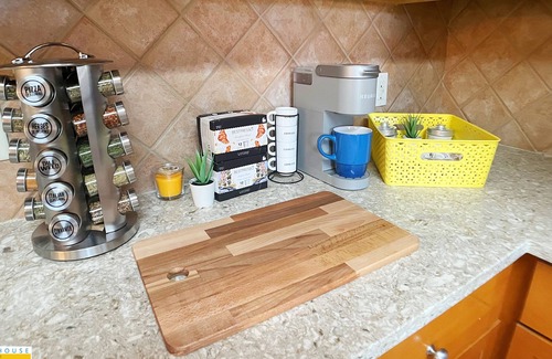 McNeil House | Gorgeous Cozy North Austin 4BR Sleeps 14