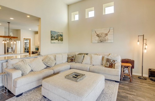 Hockley House | Gorgeous Cypress Home w/ Patio & Spacious Yard!