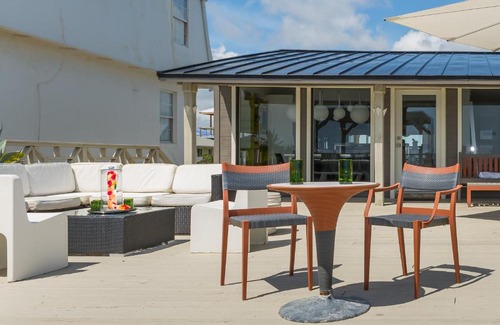 Bethune Beach House | Gorgeous direct oceanfront endless summer cottage. 6877S
