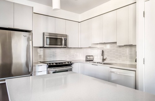 Chinatown Apartment | Gorgeous Downtown 1BR w/Gym & W/D, near South Station, by Blueground