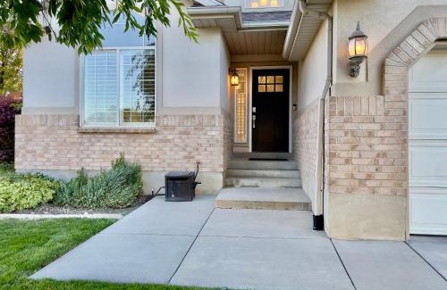 Draper House | Gorgeous Executive Home
