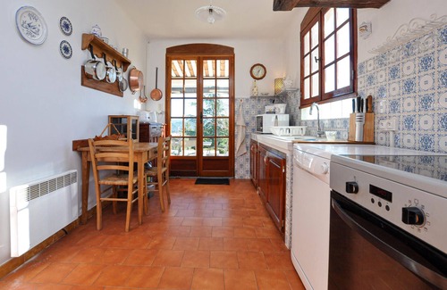 Saint-Laurent-du-Verdon House | Gorgeous home in Saint-Laurent-du-Verdo