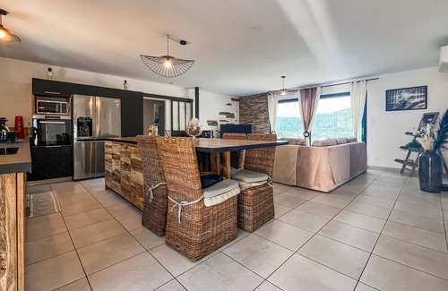 Saint-Florent-sur-Auzonnet House | Gorgeous home in St-Florent-sur-Auzonne