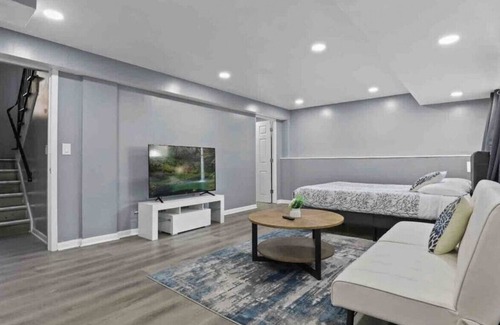 Glen Ellyn House | Gorgeous Glen Ellyn Gem
