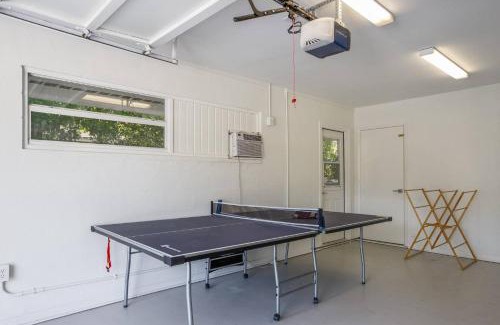 Southgate House | Gorgeous Grove Contemporary Home