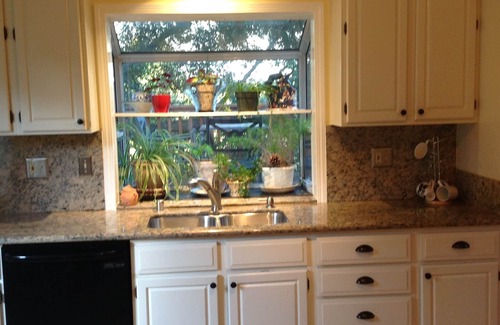 Hayward House | Gorgeous Hayward Hills Solar Home with EV Level 2 Charger