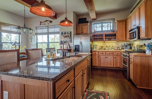 Jonestown House | Gorgeous Hill Country Home with Amazing Lake Travis Views