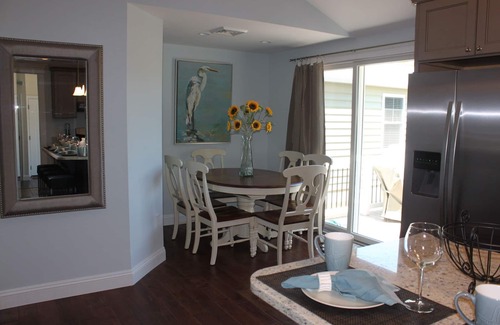 Swainton House | GORGEOUS HOME WITH - AMAZING POOL & SPA!