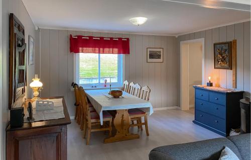 Vanylven House | Gorgeous Home In Åheim