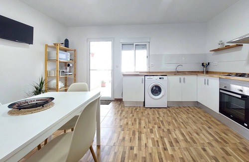 Ador House | Gorgeous home in Ador with WiFi