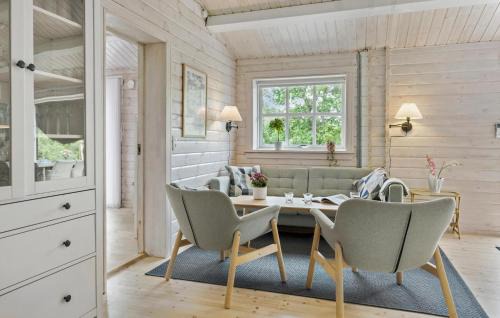 Hoeve Strand House | Gorgeous Home In Asnæs With Kitchen