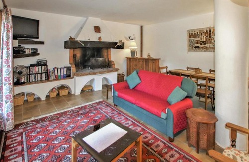 Curnier House | Gorgeous Home In Curnier