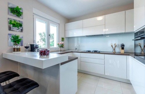 Dicmo House | Gorgeous home in Dicmo with sauna