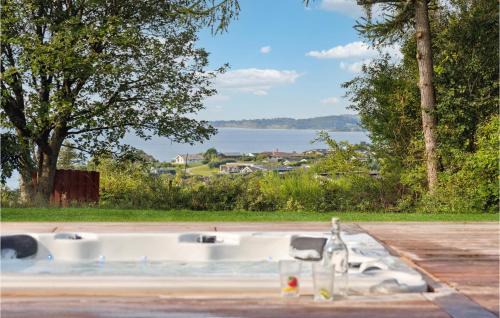 Egsmark Strand House | Gorgeous Home In Ebeltoft With Kitchen