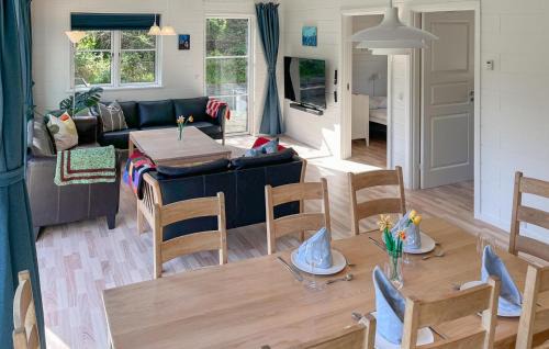 Femmøller House | Gorgeous Home In Ebeltoft With Kitchen