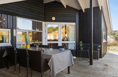 Rindby Strand House | Gorgeous home in Fanø with WiFi