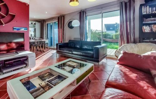 Le Tour-du-Parc House | Gorgeous Home In Le Tour-Du-Parc