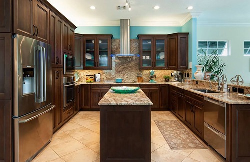 Wabasso Beach House | Gorgeous home in Gated community with pool 3 blocks to beach. Sleeps 6-8