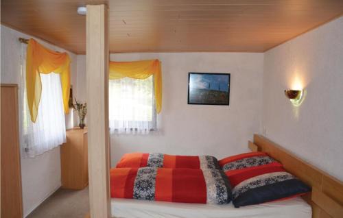 Geratal House | Gorgeous Home In Geratal With Kitchen