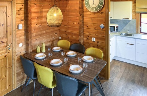 Gramsbergen House | Gorgeous home in Gramsbergen with WiFi