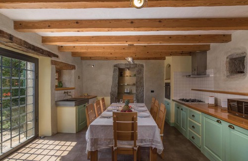Groznjan House | Gorgeous home in Groznjan with sauna