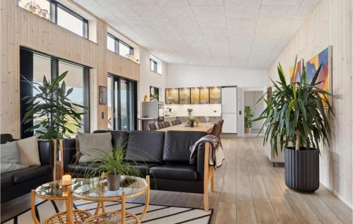 Hadsund House | Gorgeous Home In Hadsund With Sauna
